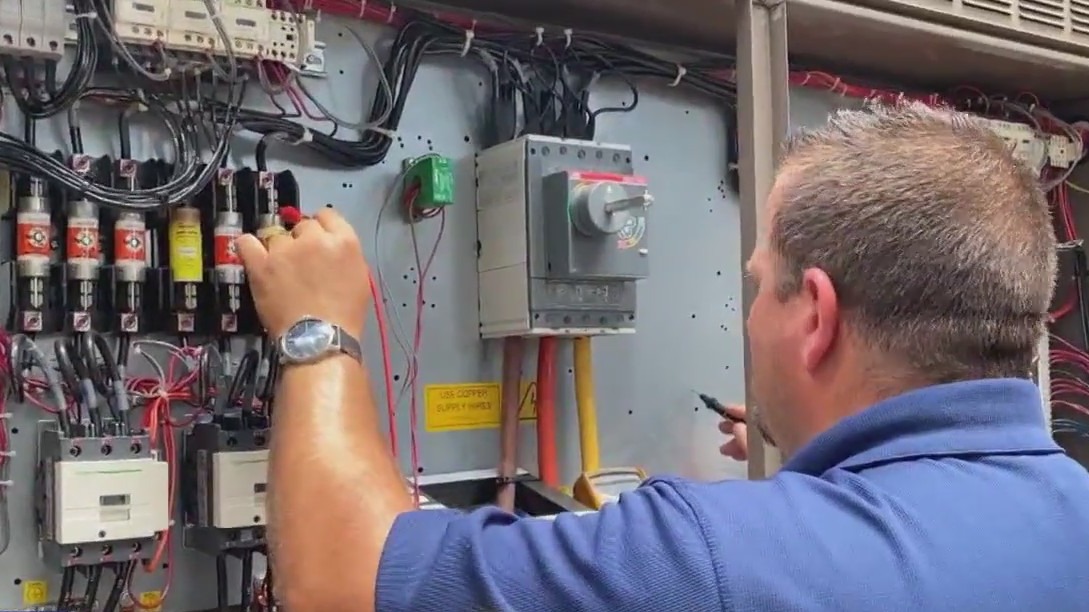 Struggle to keep classrooms cool